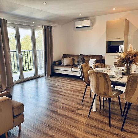 Apartamenty Modrzewiowa Zator Piotrowice  Εξωτερικό φωτογραφία